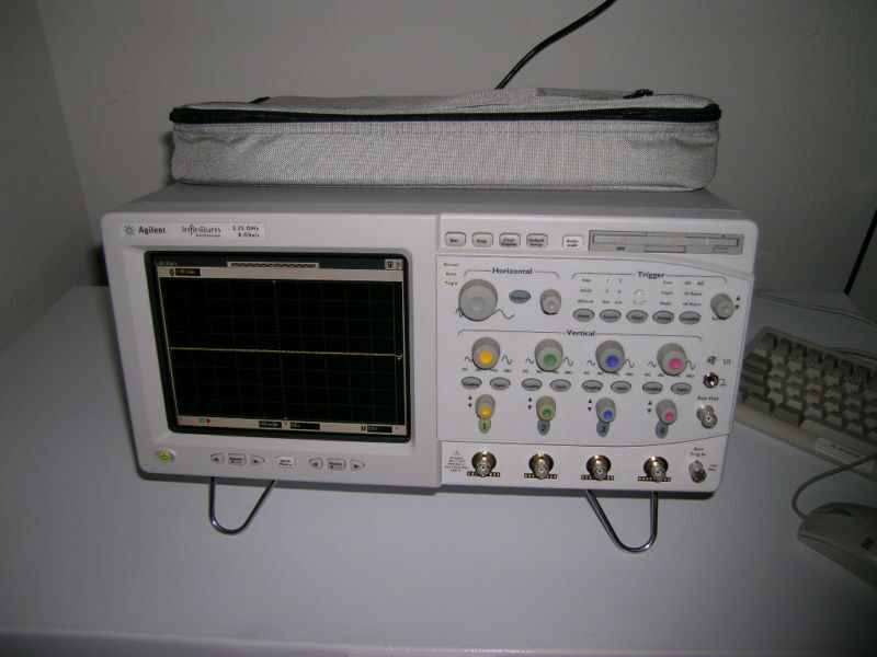 Agilent HP 54846B Infiniium oscilloscope 2.25 Ghz 8Gs/s 30 Day WARRANTY Agilent HP 54846B Infiniium oscilloscope 2.25 Ghz 8Gs/s 30 Day WARRANTY